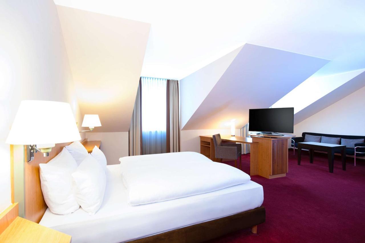 Nh Berlin Potsdam Conference Center Hotel Kleinmachnow Exterior photo